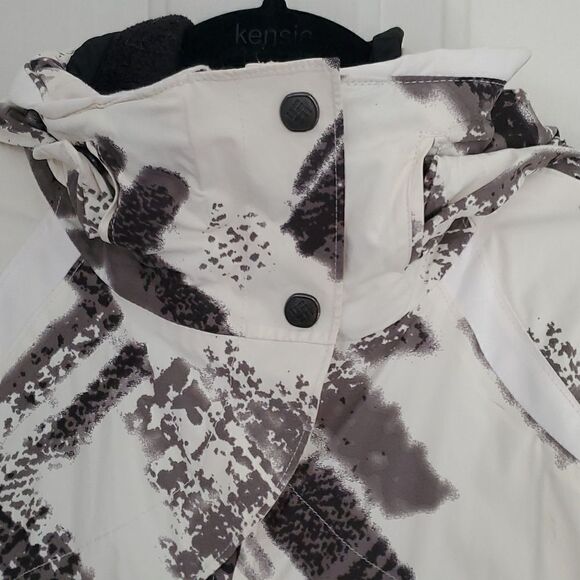 Columbia Bugaboo Ski Coat with Zip Out Liner - Picture 2 of 15